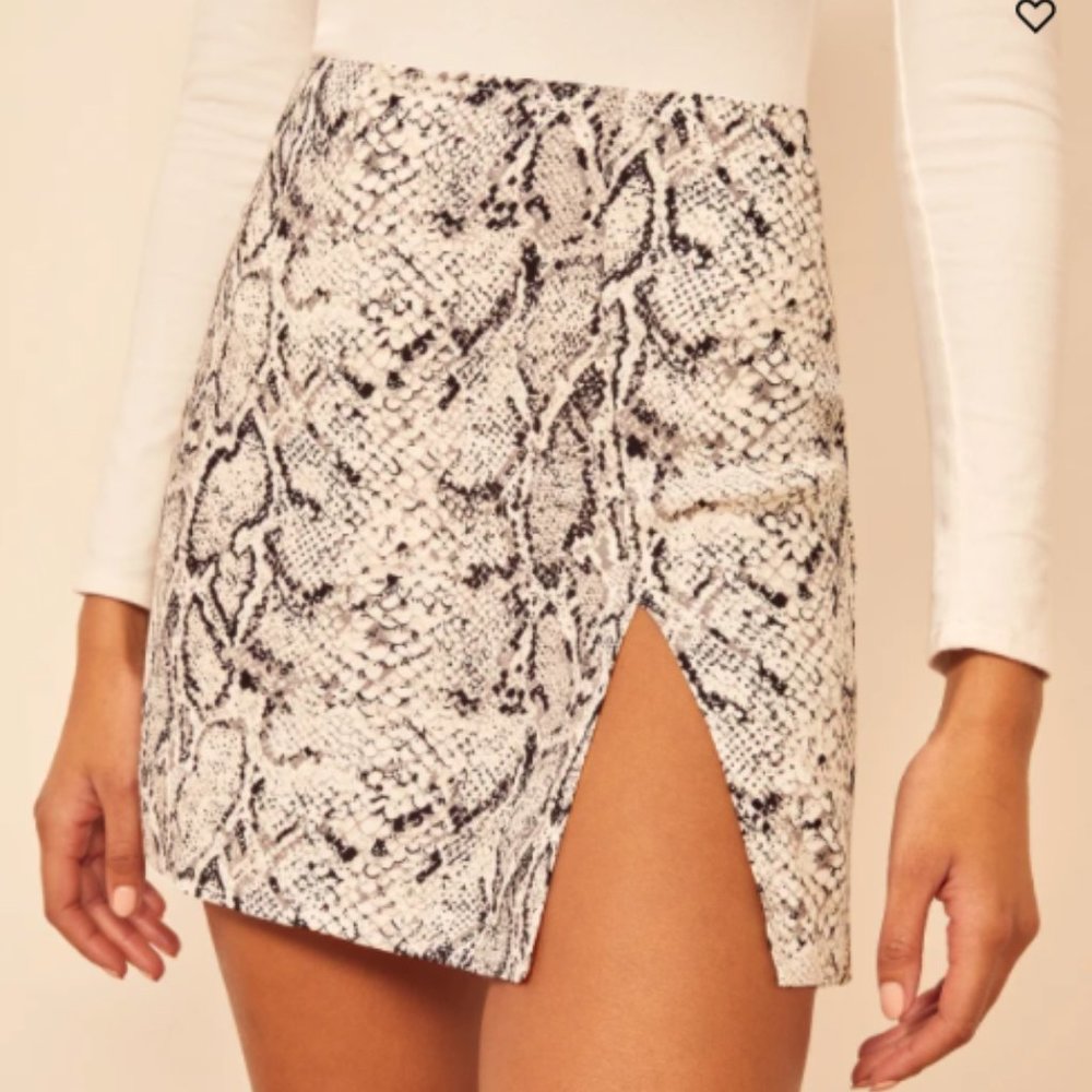 Reformation Margot Skirt in Rattlesnake